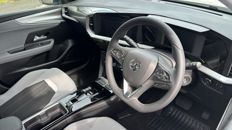 Vauxhall Mokka 100kW Design 50kWh 5dr Auto Electric Hatchback